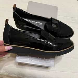 Dr. Scholl's Black Flats Patent Leather